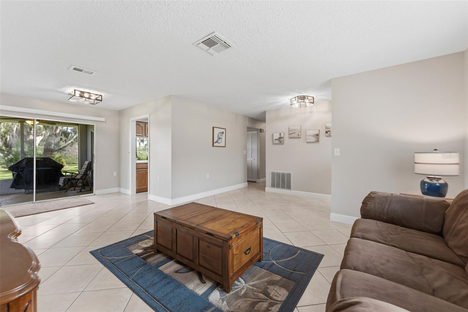 Image 7 of 25 For 8723 Benton Drive