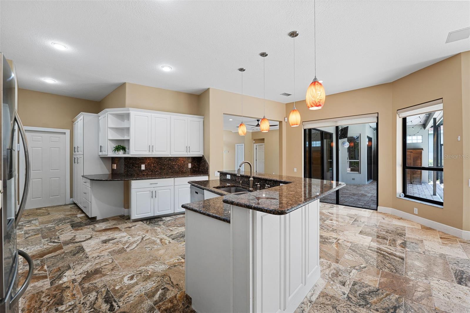 Image 24 of 69 For 5904 Pelican Bay Plaza S