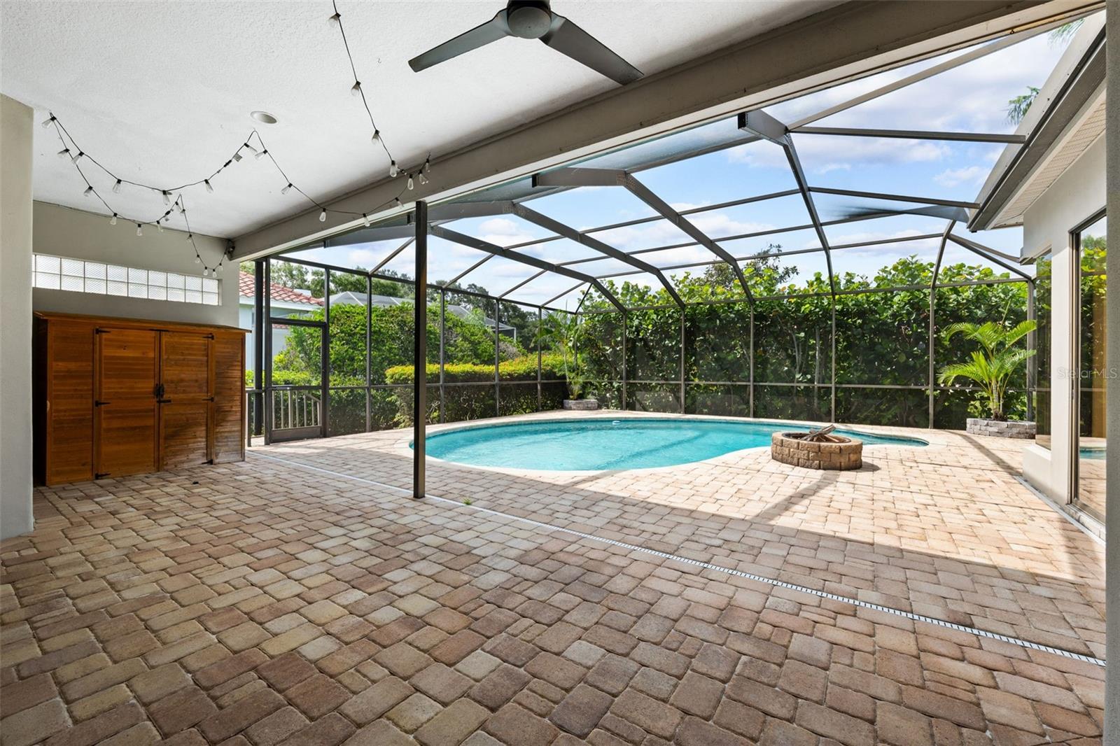 Image 48 of 69 For 5904 Pelican Bay Plaza S