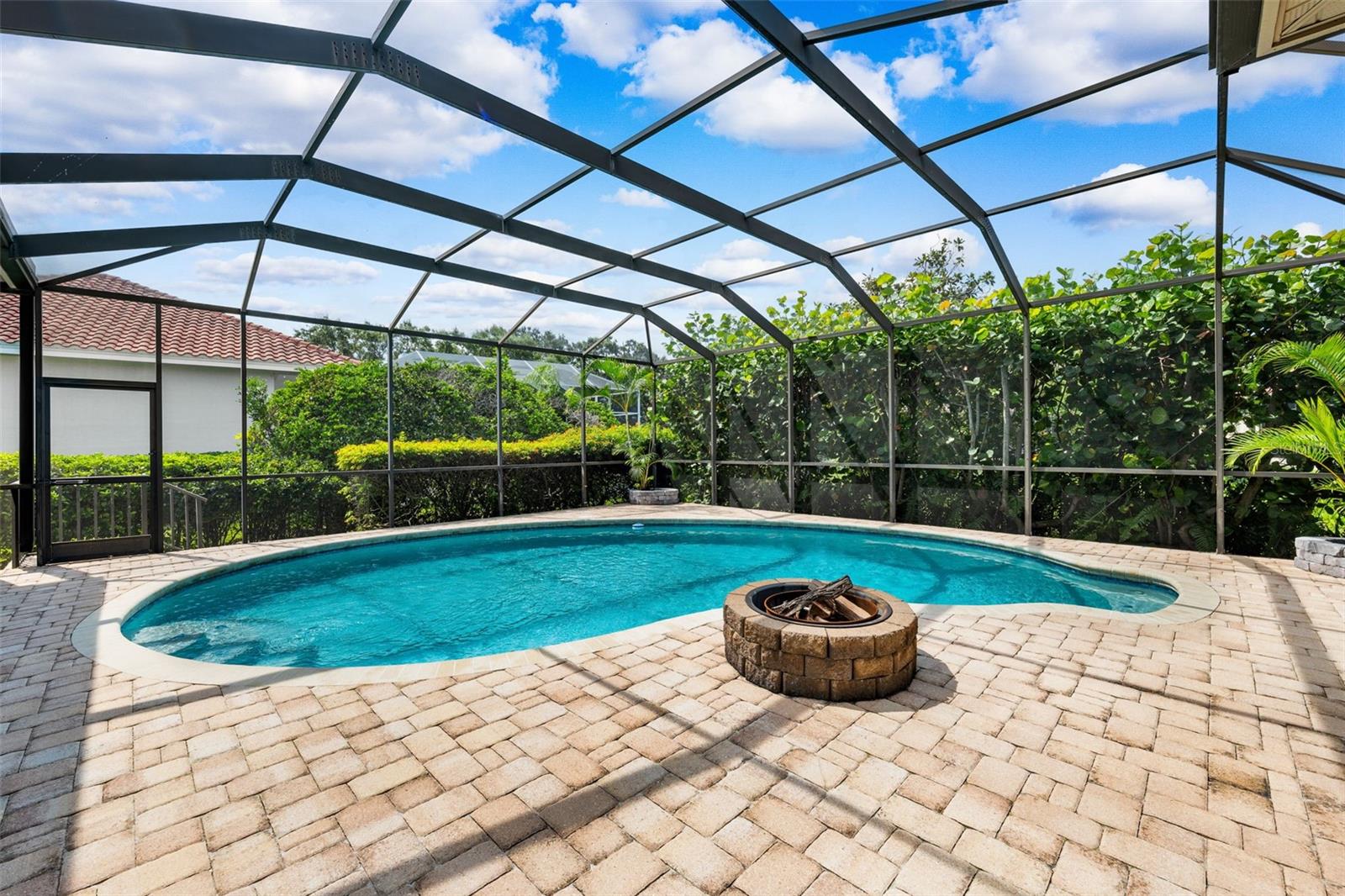 Image 56 of 69 For 5904 Pelican Bay Plaza S