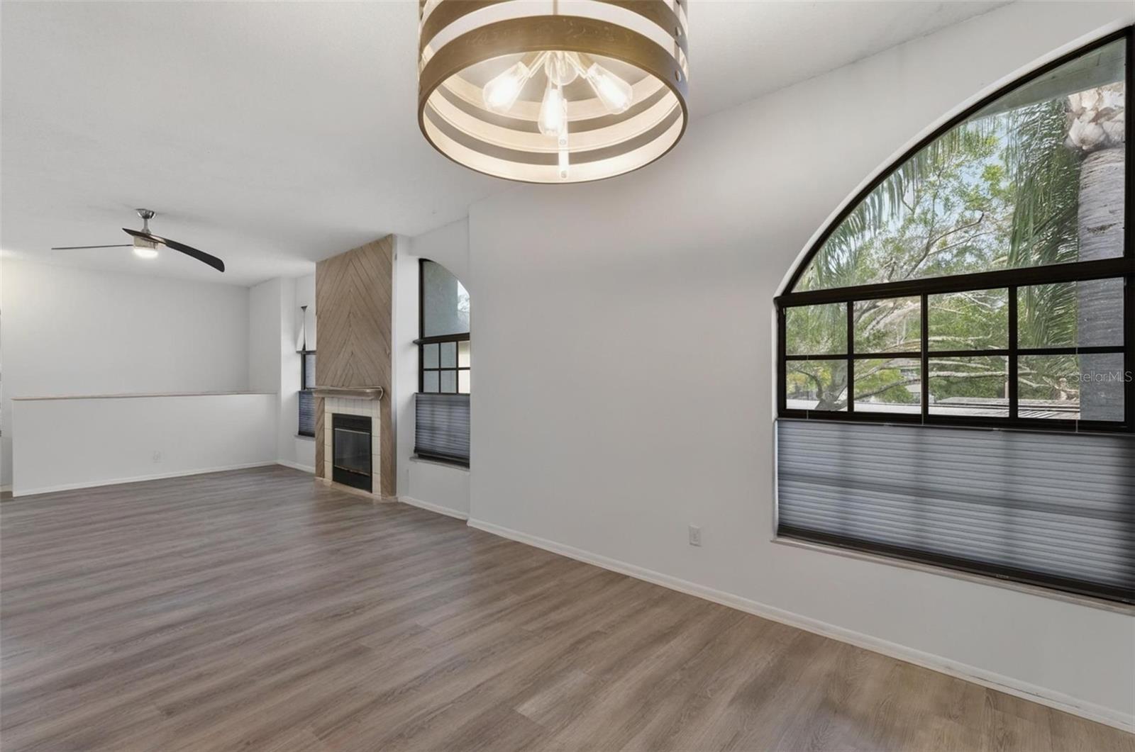 Image 19 of 63 For 3350 Mermoor Drive 1201