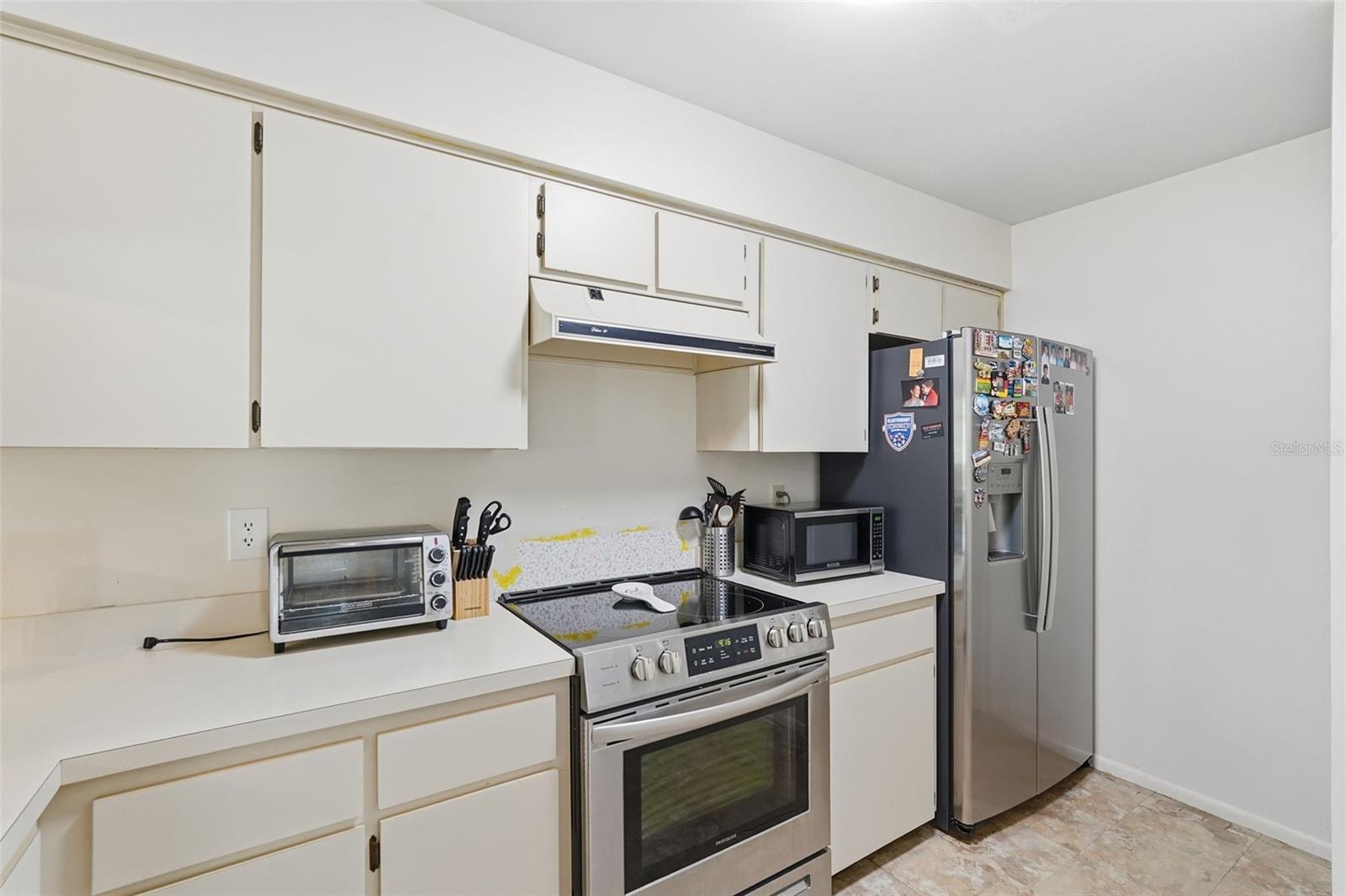 Image 29 of 63 For 3350 Mermoor Drive 1201