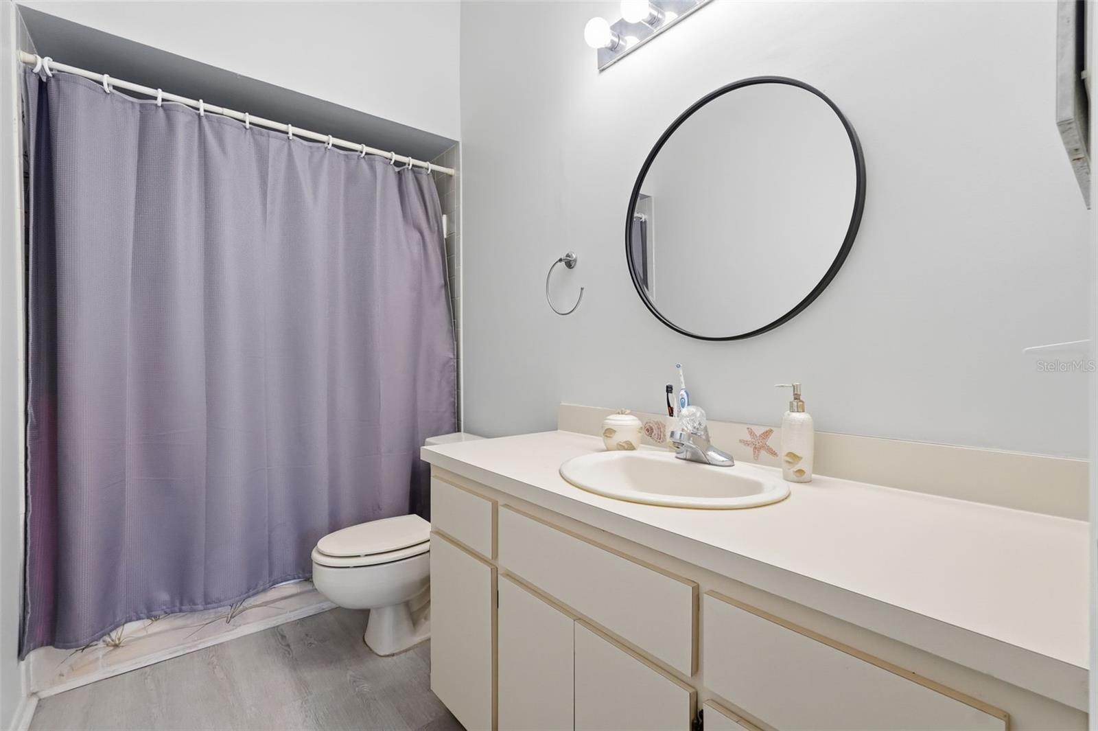 Image 47 of 63 For 3350 Mermoor Drive 1201