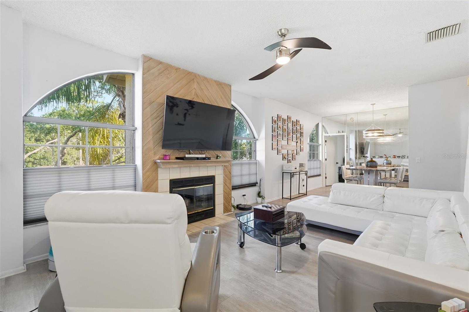 Image 8 of 63 For 3350 Mermoor Drive 1201