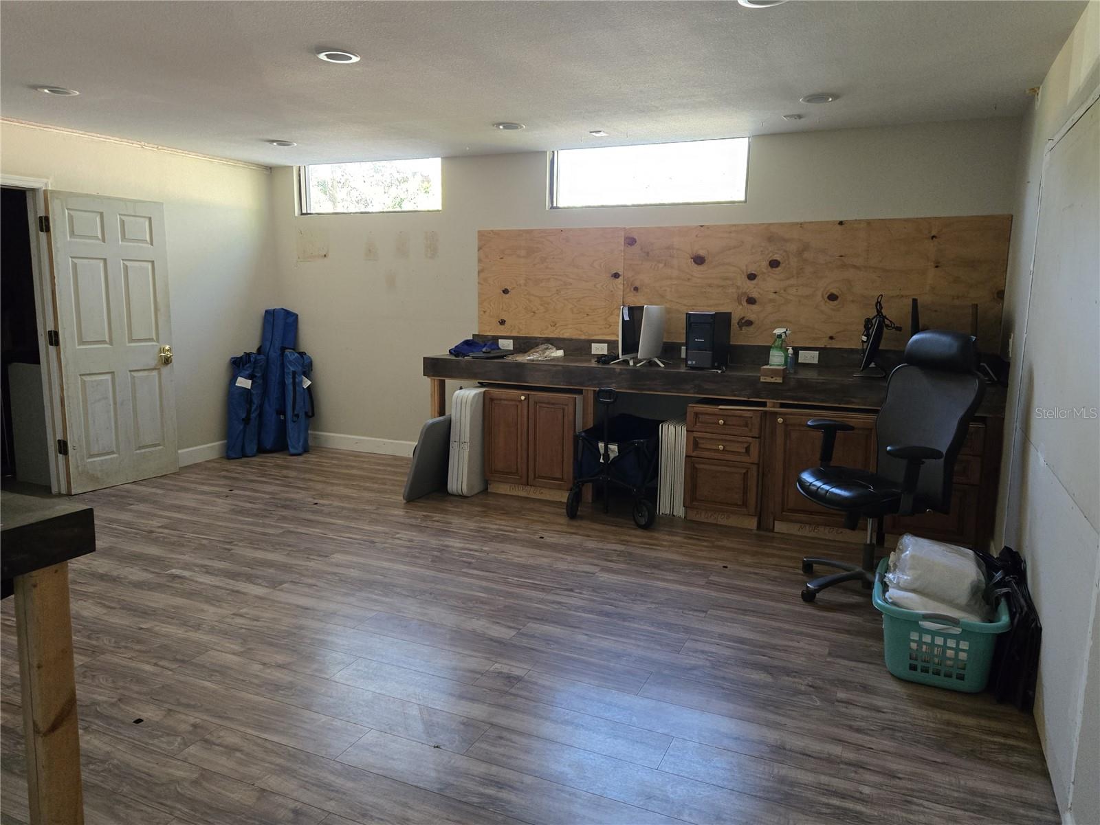 Image 14 of 15 For 1201 Hamlet Avenue