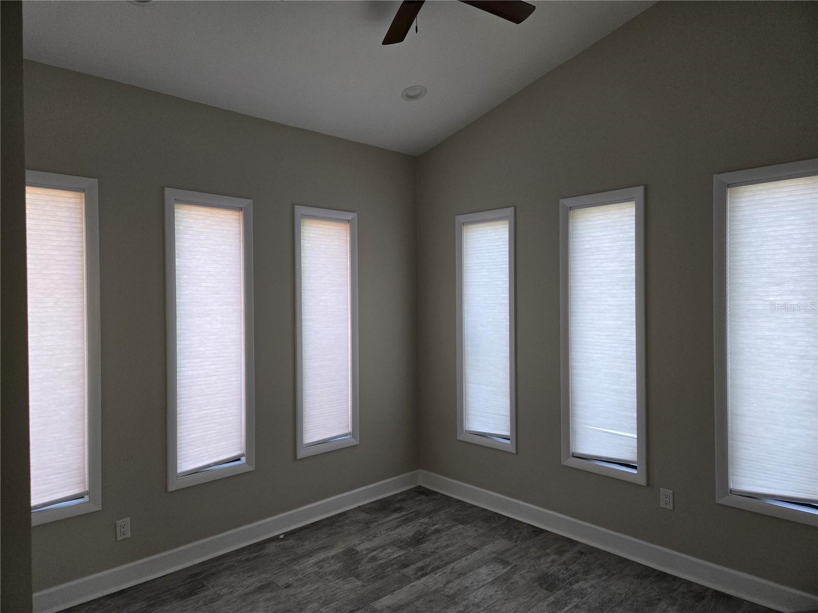 Image 8 of 15 For 1201 Hamlet Avenue