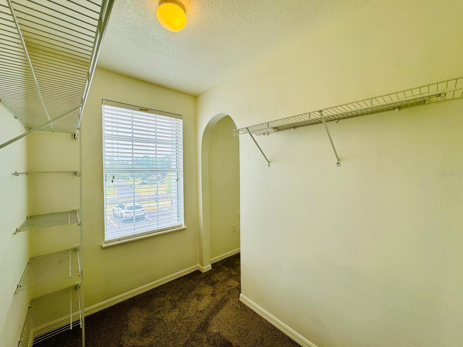 Image 15 of 36 For 4518 Ashburn Square Drive