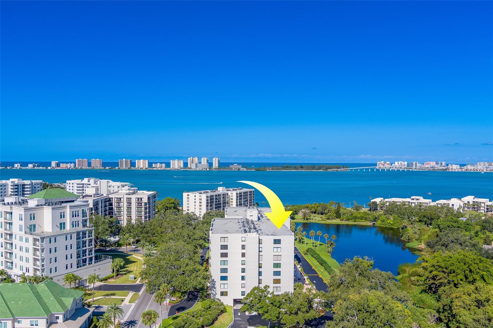 Image 2 of 65 For 220 Belleview Boulevard 504