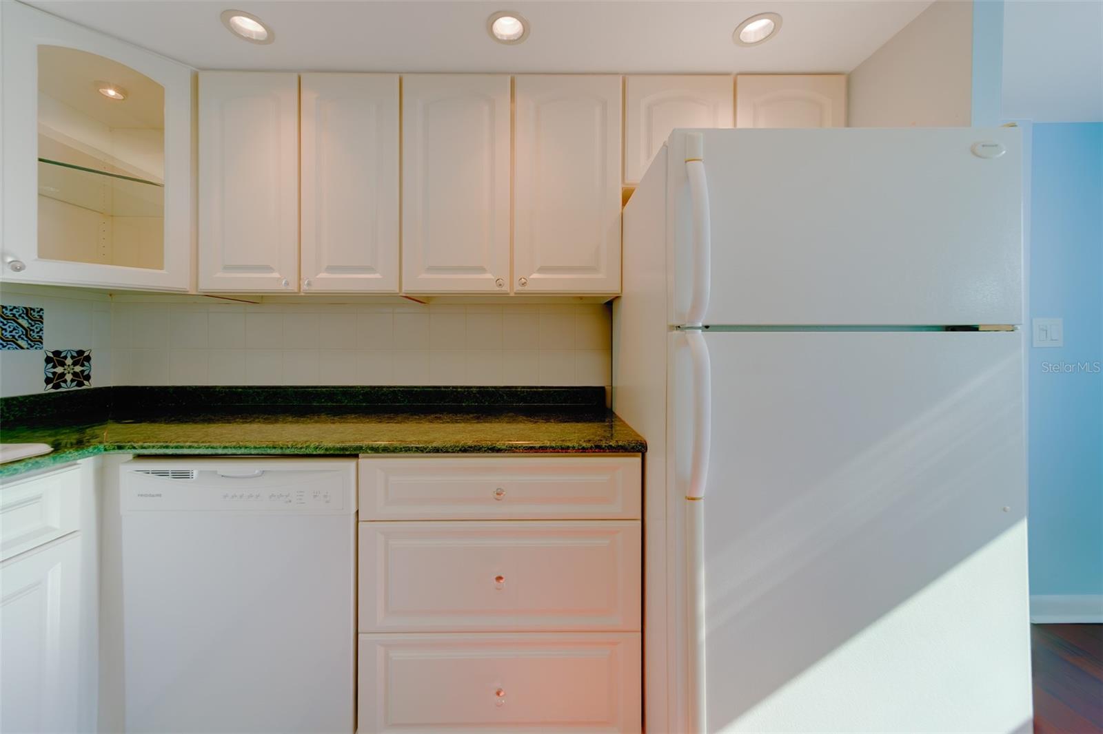 Image 9 of 65 For 220 Belleview Boulevard 504