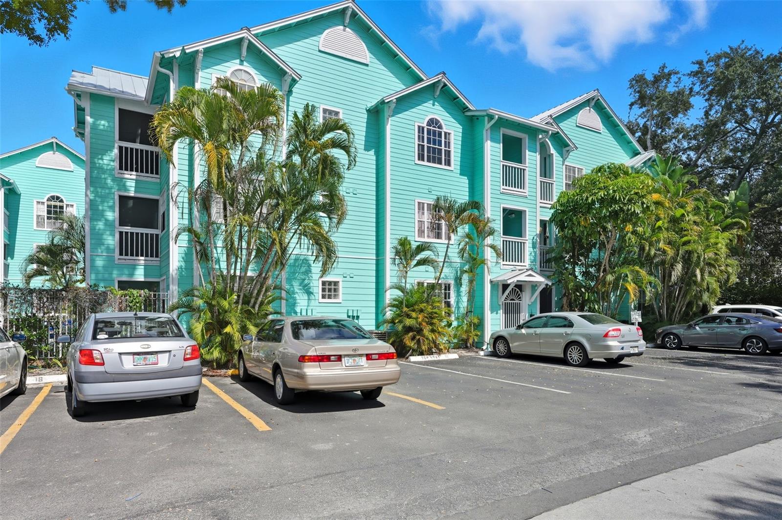 Image 2 of 26 For 3002 Cleveland Street E10