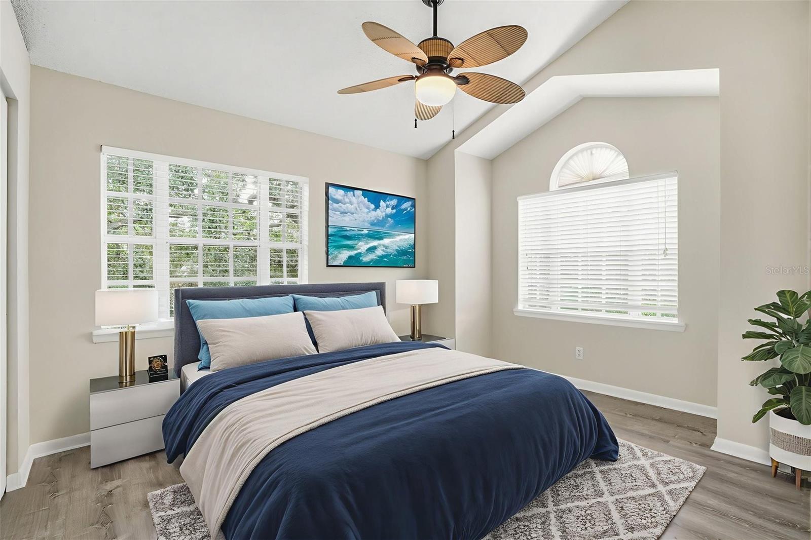 Image 20 of 26 For 3002 Cleveland Street E10