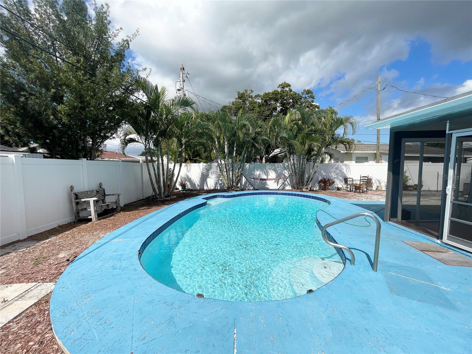 Image 19 of 22 For 3428 Ithaca Street N