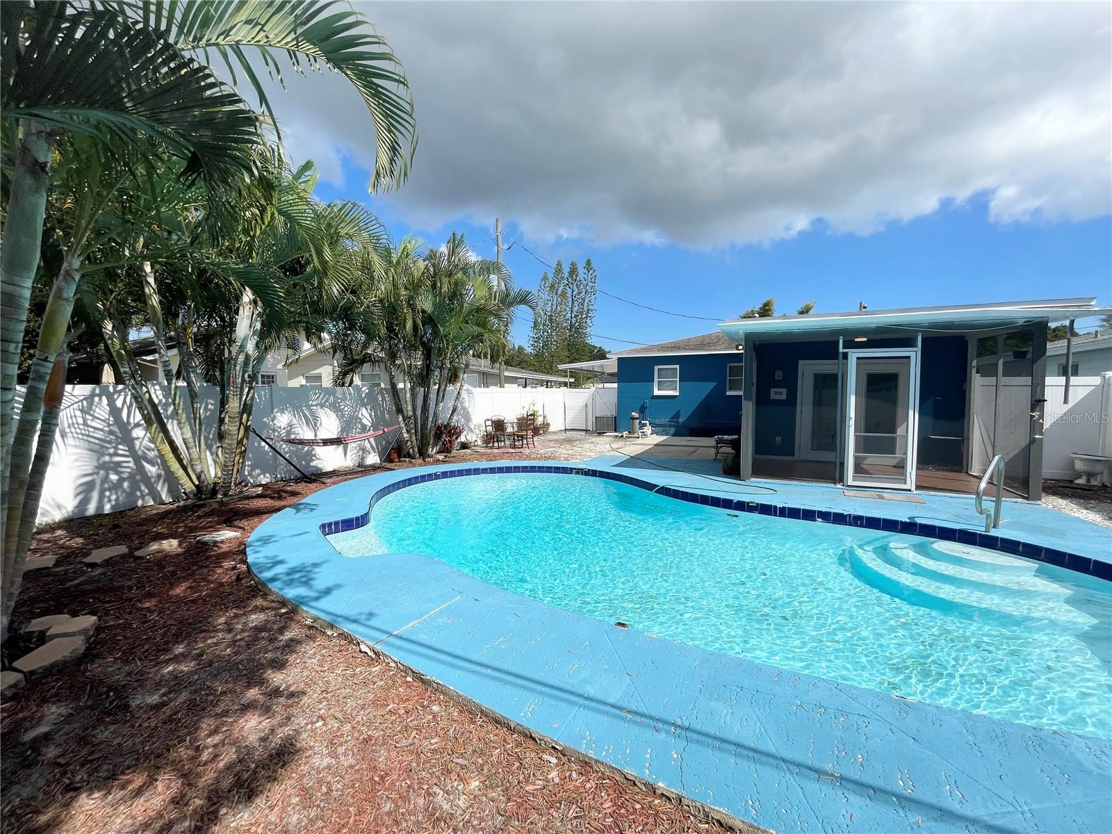 Image 20 of 22 For 3428 Ithaca Street N