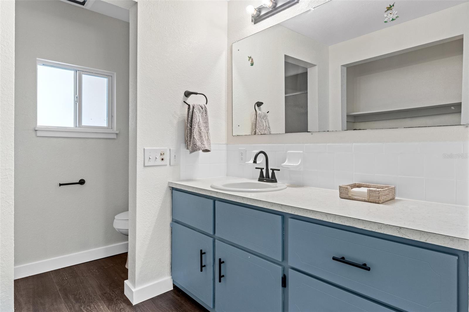 Image 11 of 31 For 29129 Johnston Road 2626