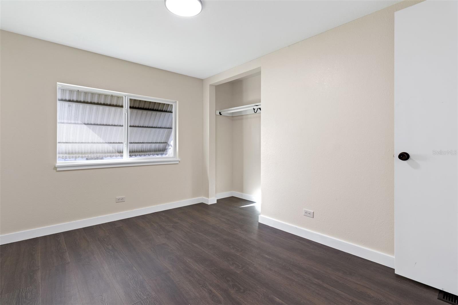 Image 14 of 31 For 29129 Johnston Road 2626