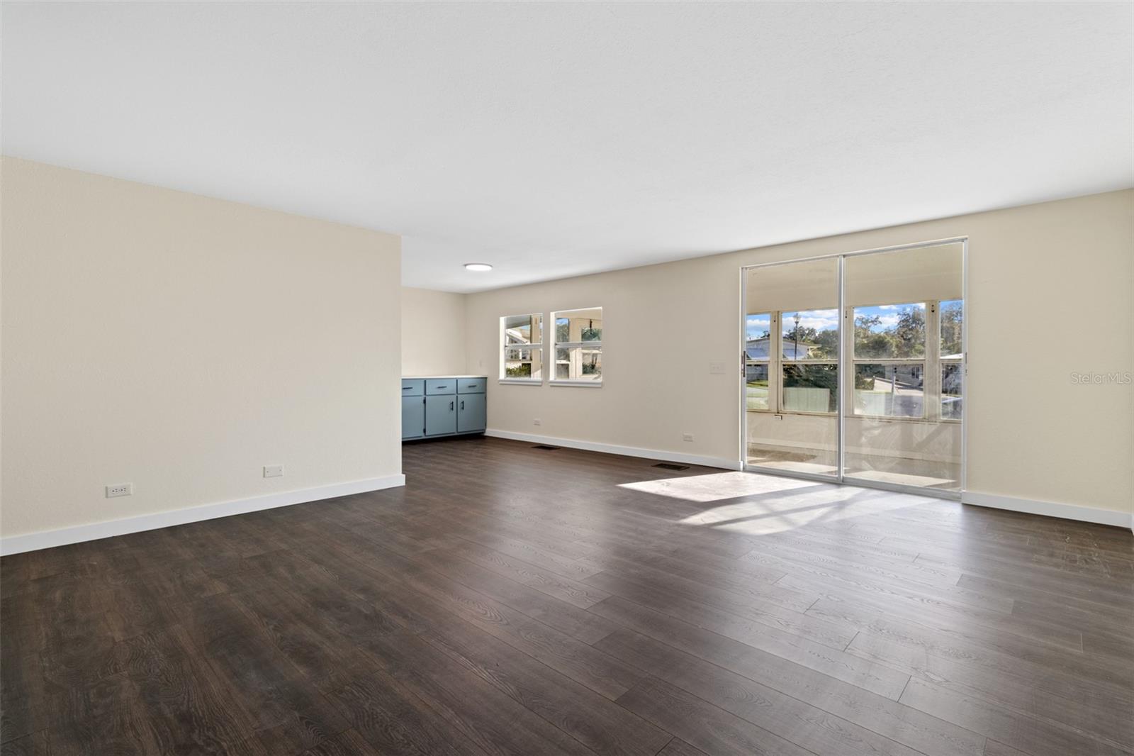 Image 7 of 31 For 29129 Johnston Road 2626