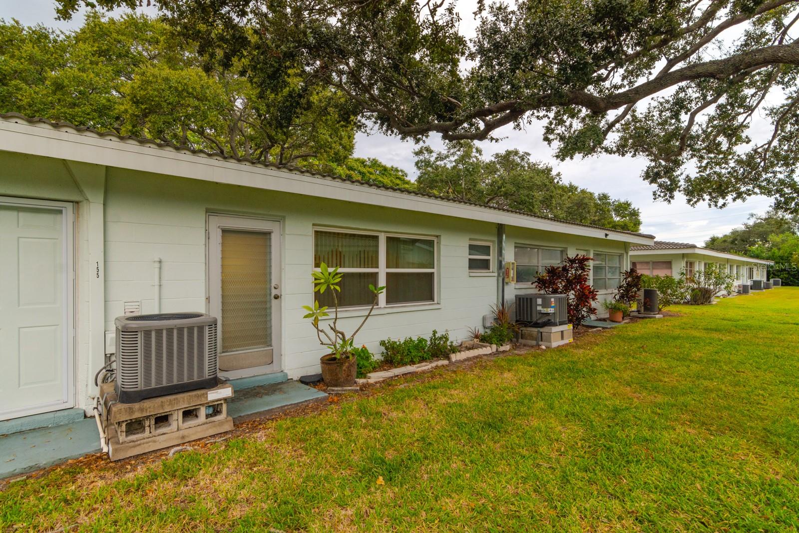 Image 27 of 36 For 11200 102nd Avenue 154