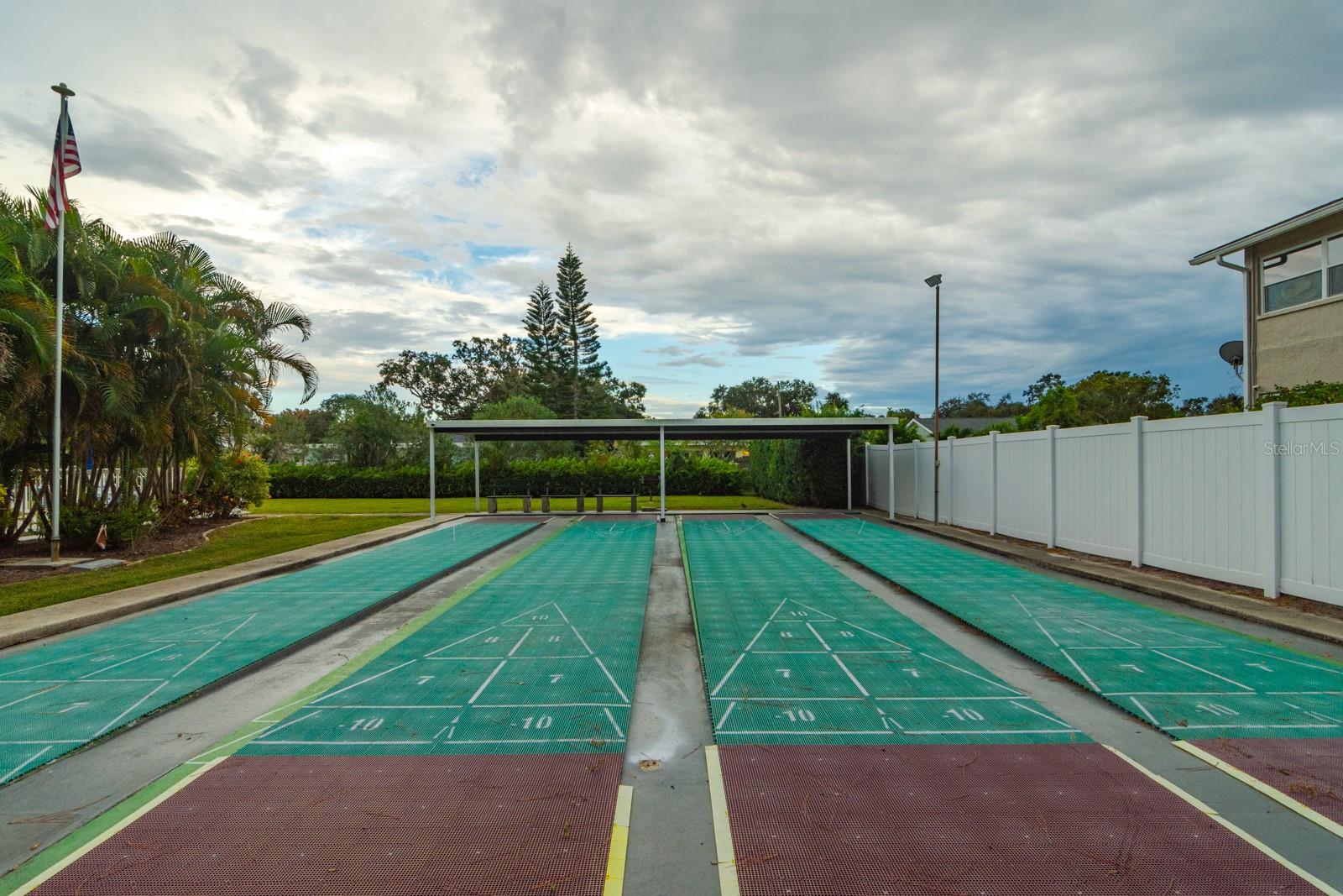 Image 31 of 36 For 11200 102nd Avenue 154