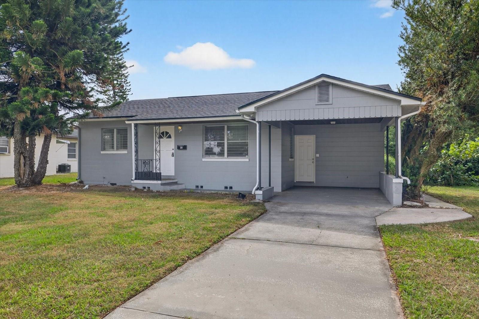 Image 4 of 35 For 318 Carey Place