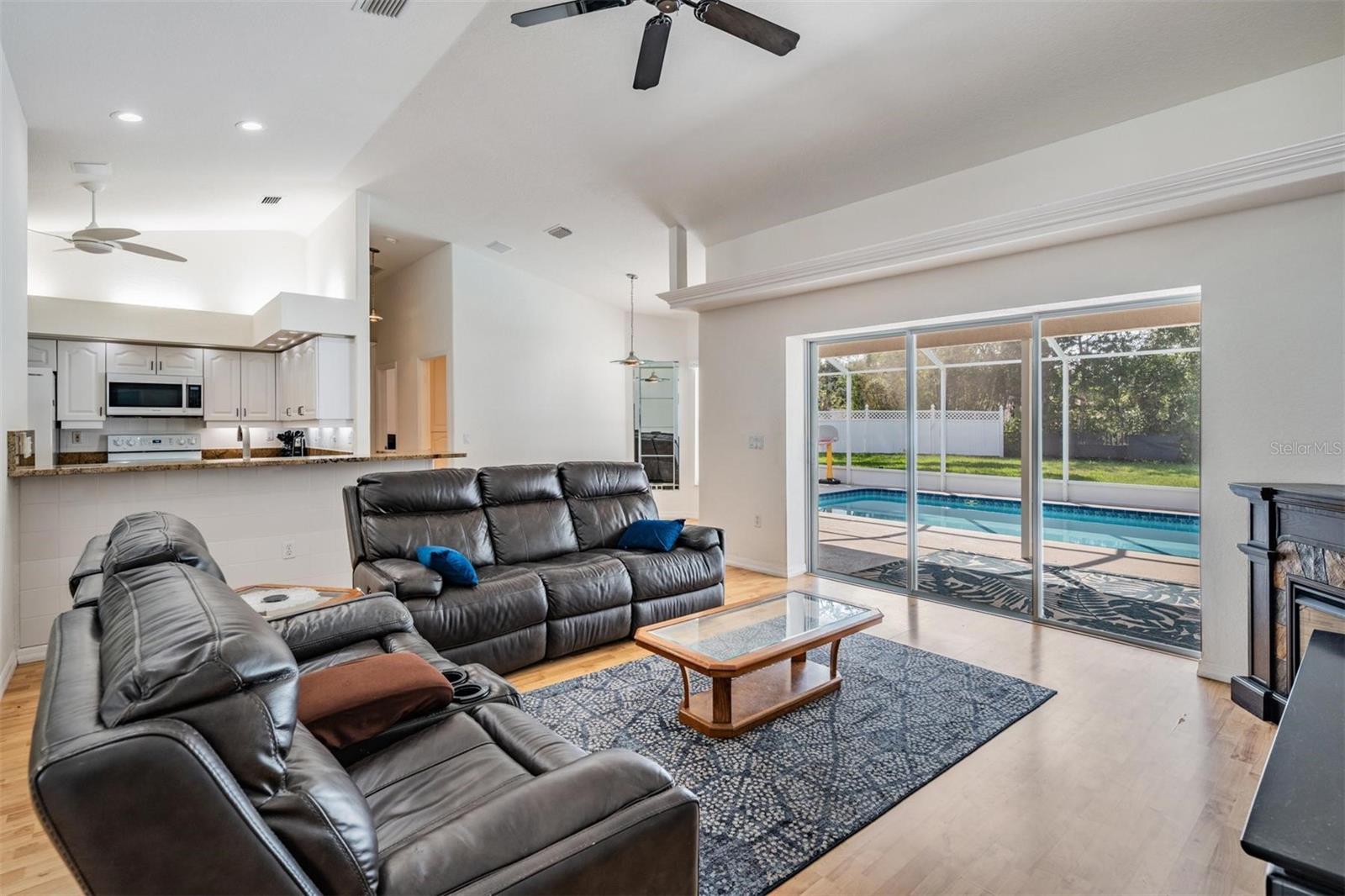 Image 13 of 33 For 3125 Ellington Way