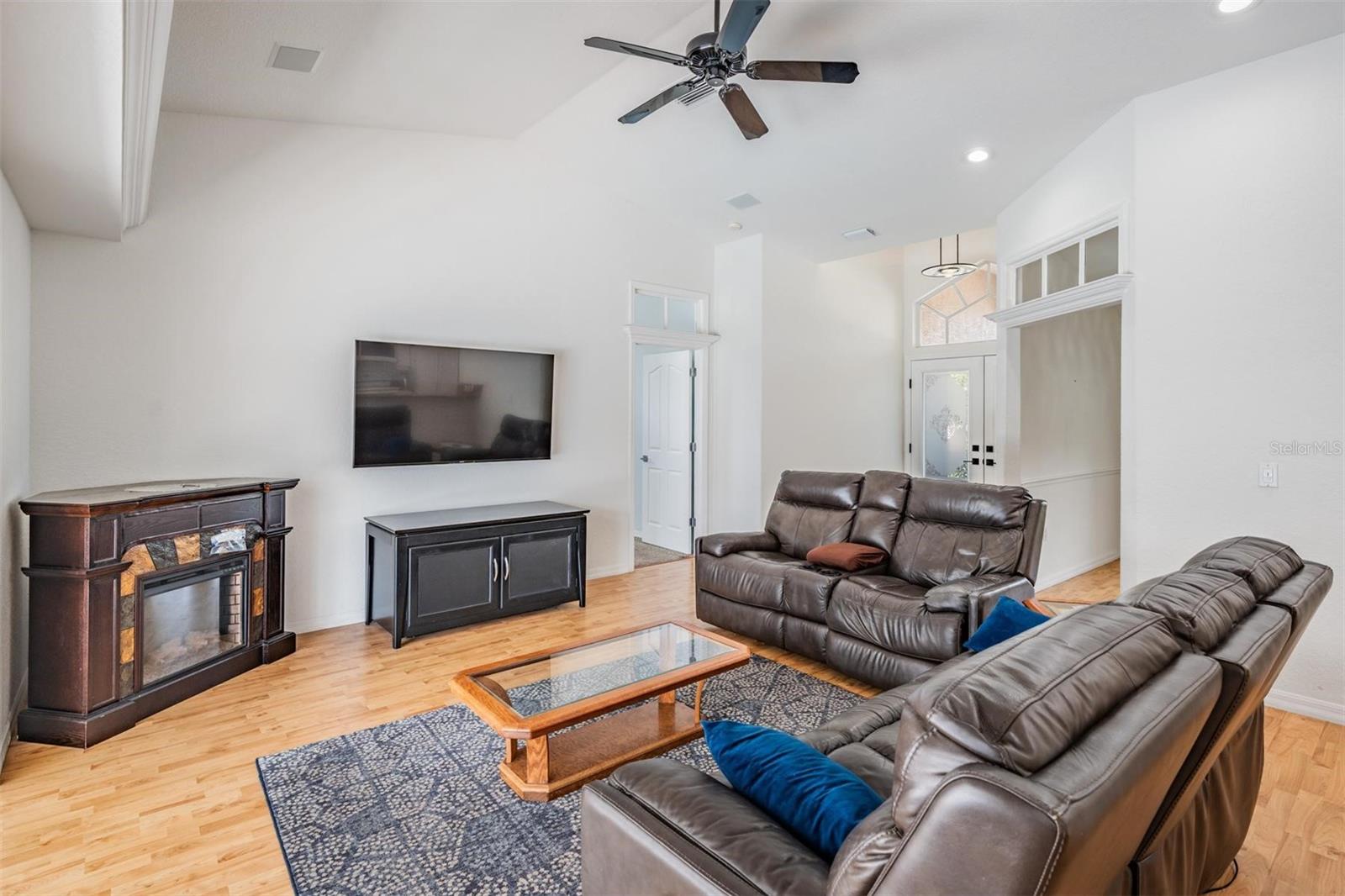Image 14 of 33 For 3125 Ellington Way