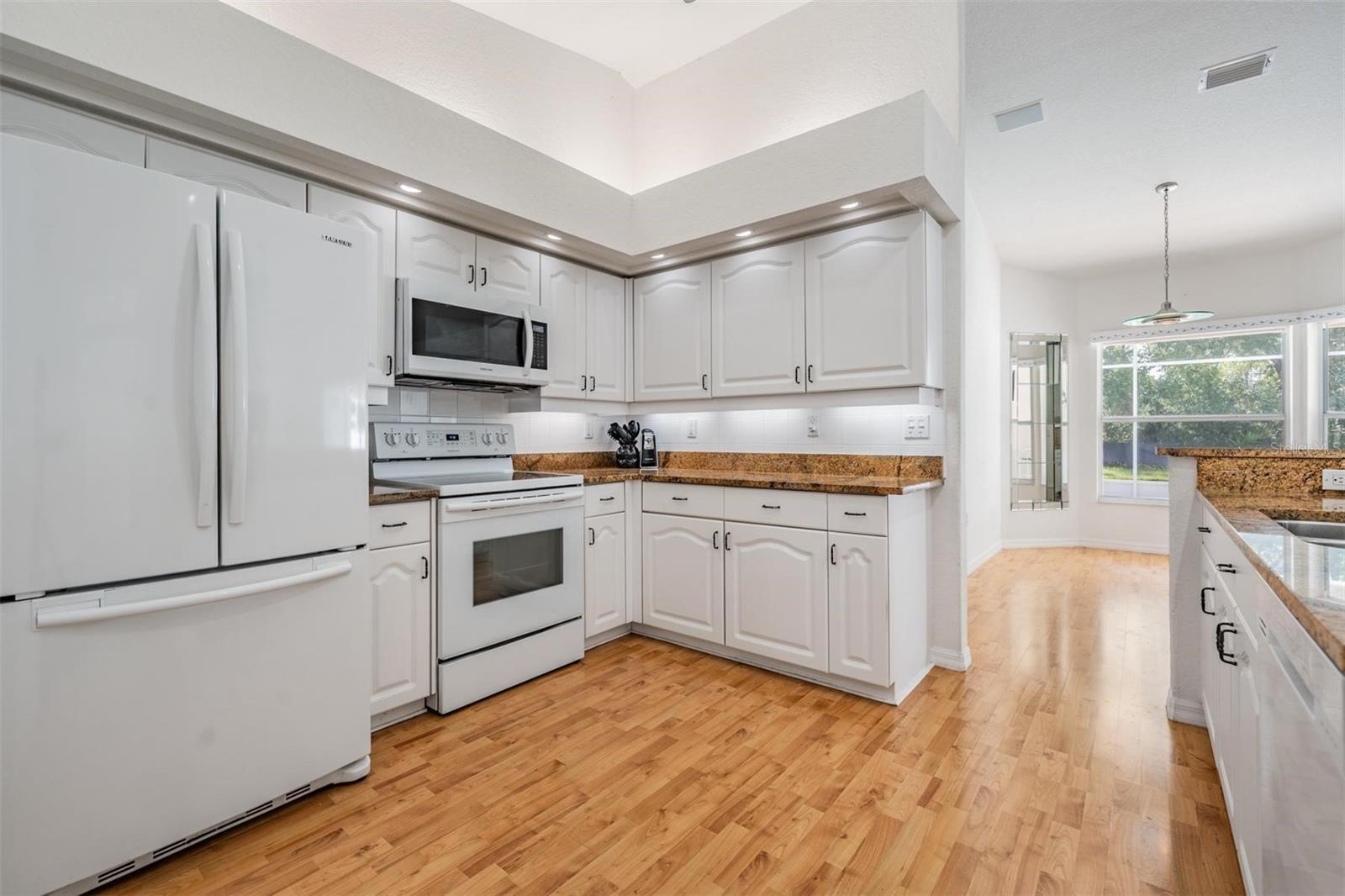 Image 7 of 33 For 3125 Ellington Way