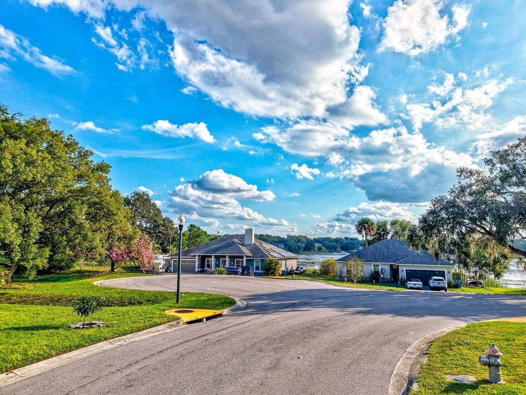 Image 24 of 25 For 0 Shawna Shores