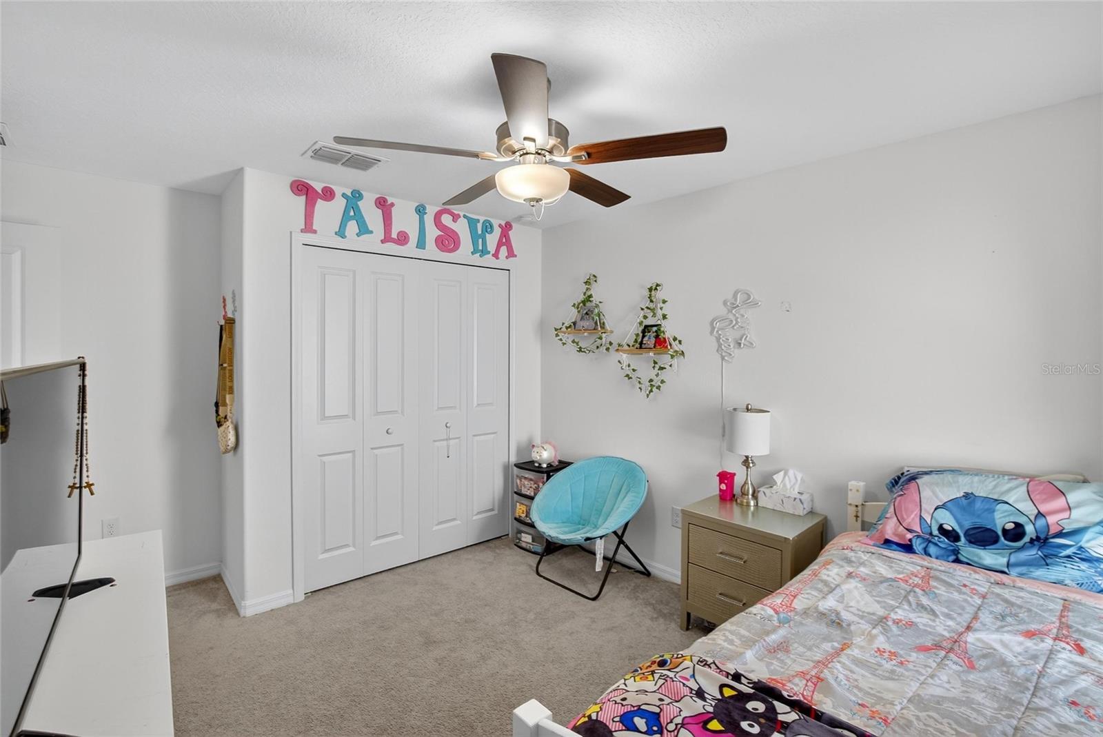 Image 33 of 66 For 1748 Red Loop