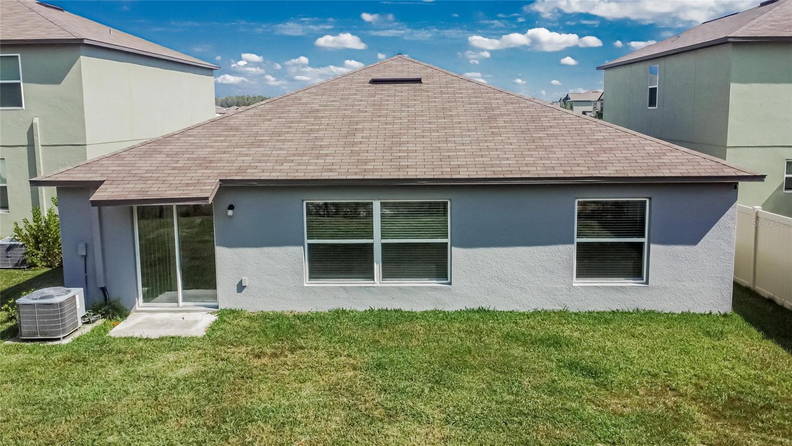 Image 34 of 66 For 1748 Red Loop