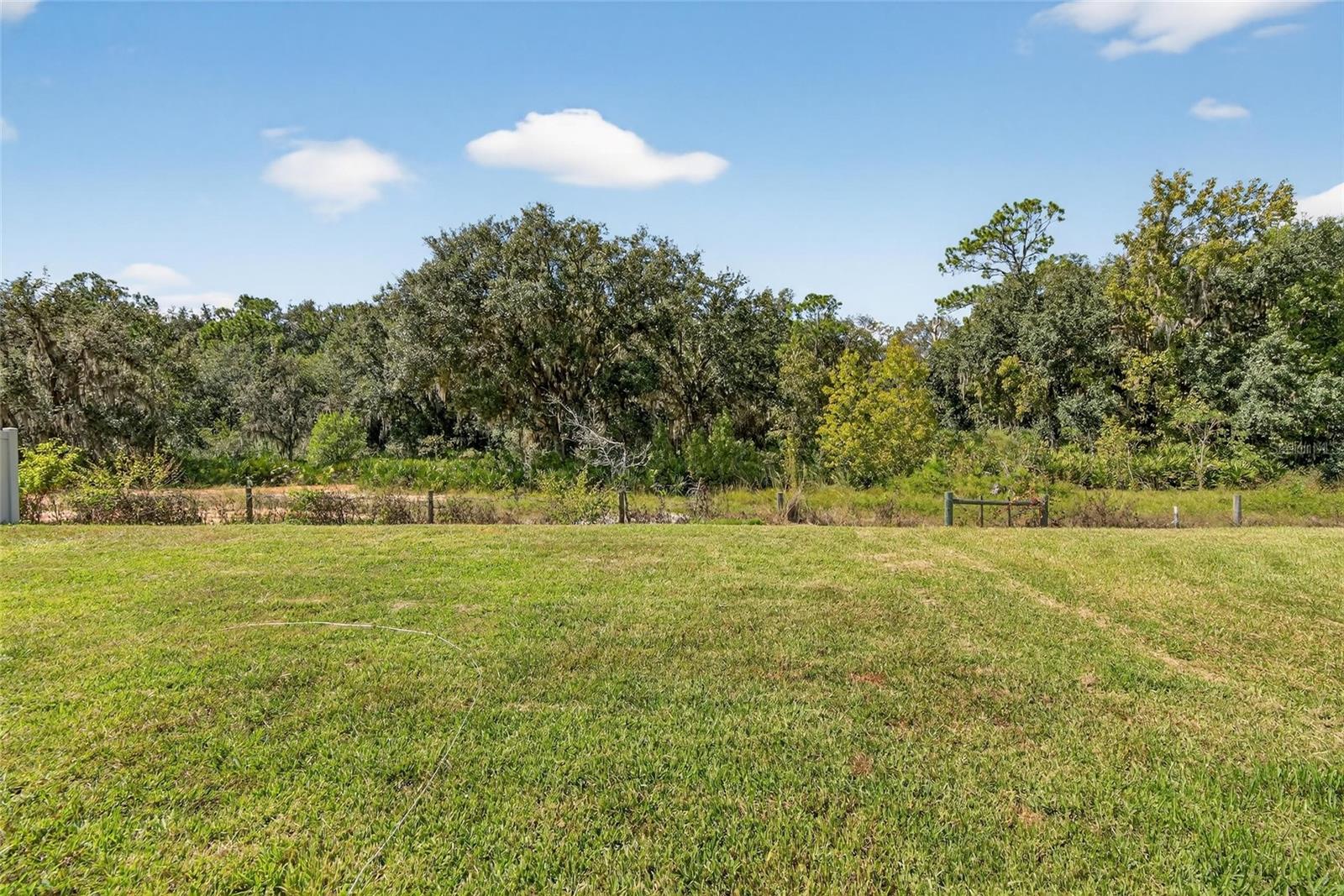 Image 39 of 66 For 1748 Red Loop