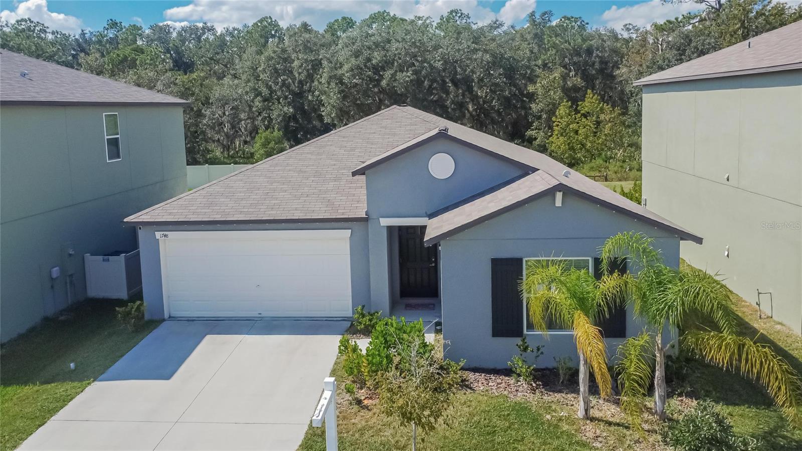 Image 50 of 66 For 1748 Red Loop