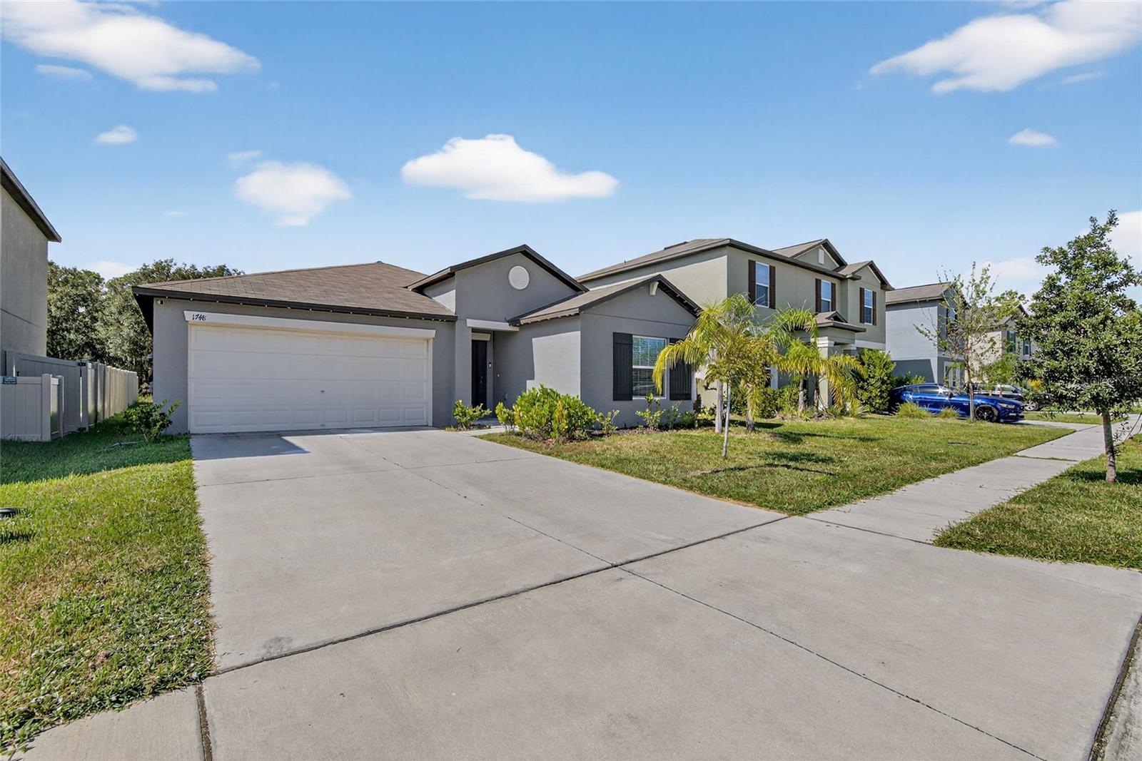 Image 53 of 66 For 1748 Red Loop