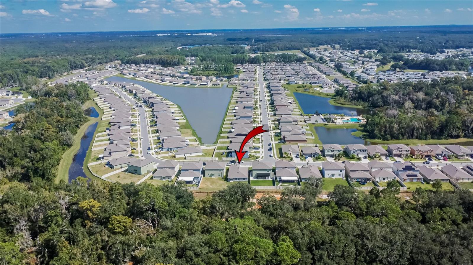 Image 59 of 66 For 1748 Red Loop