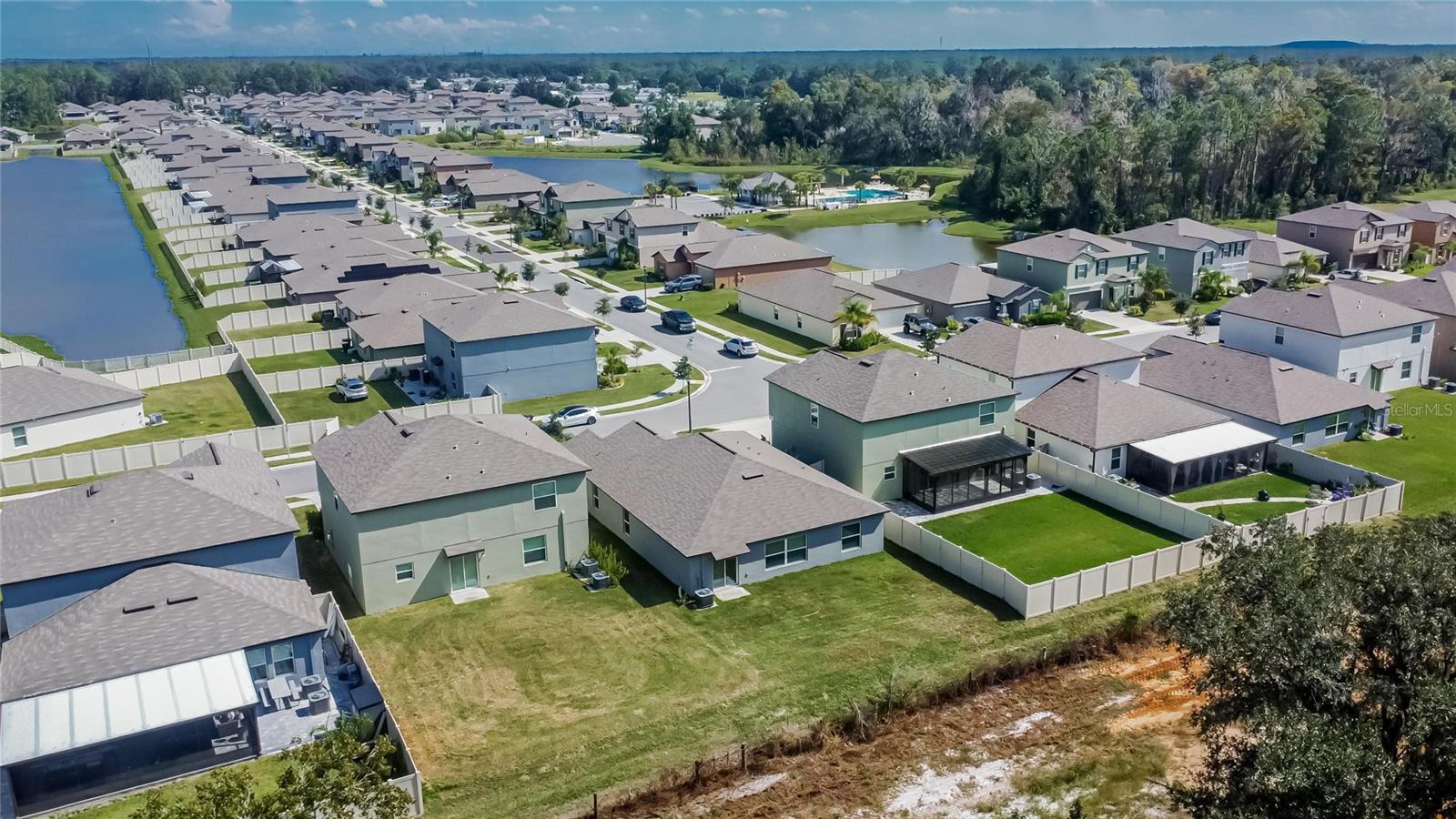 Image 64 of 66 For 1748 Red Loop