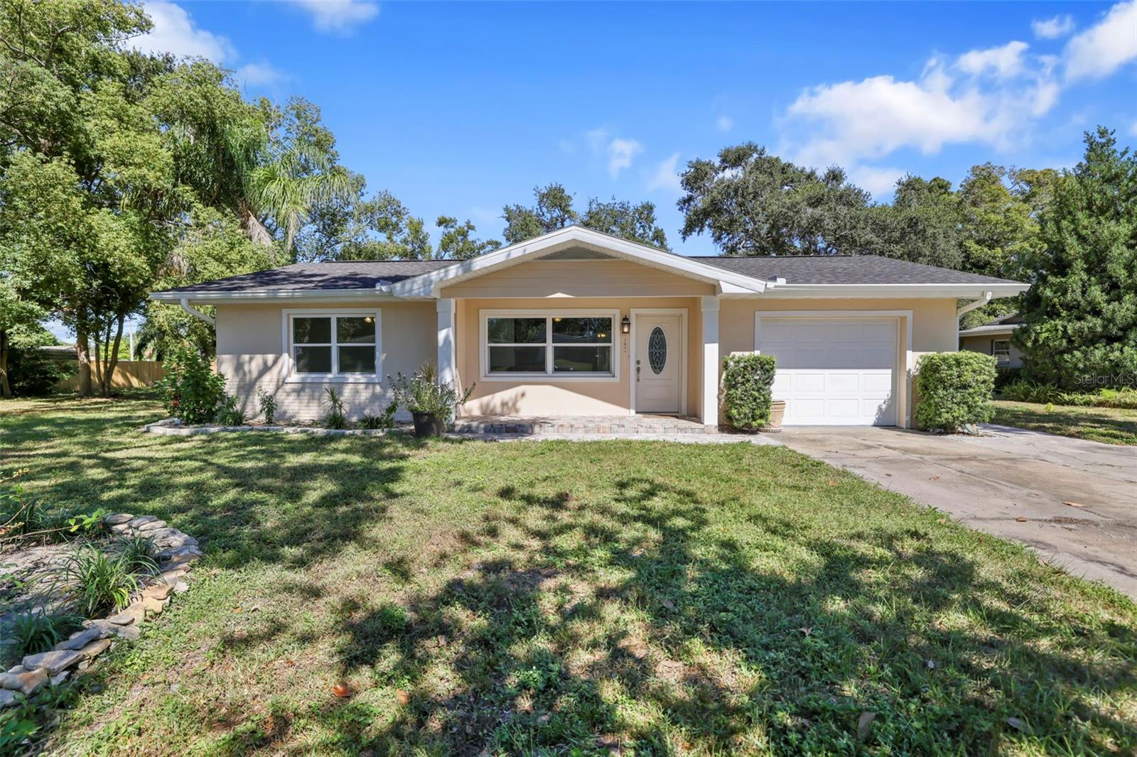 Details for 2014 Pinehurst Drive, CLEARWATER, FL 33763