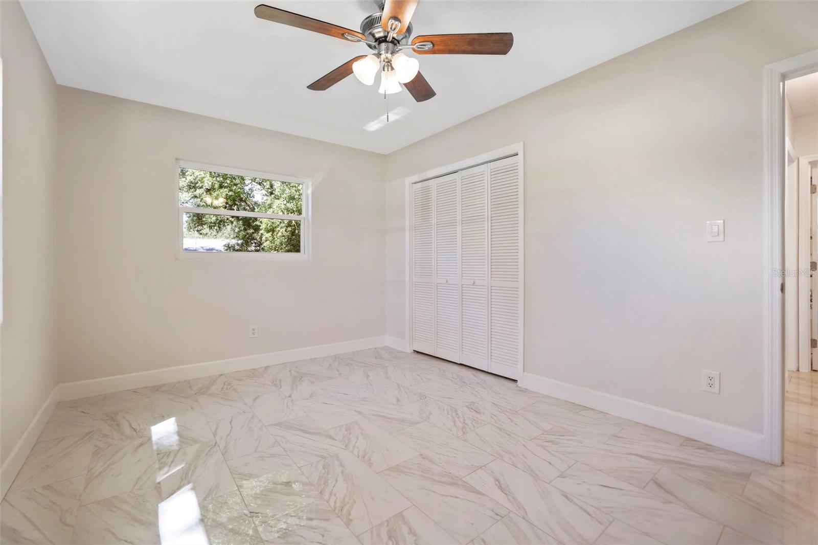 Image 20 of 38 For 2014 Pinehurst Drive