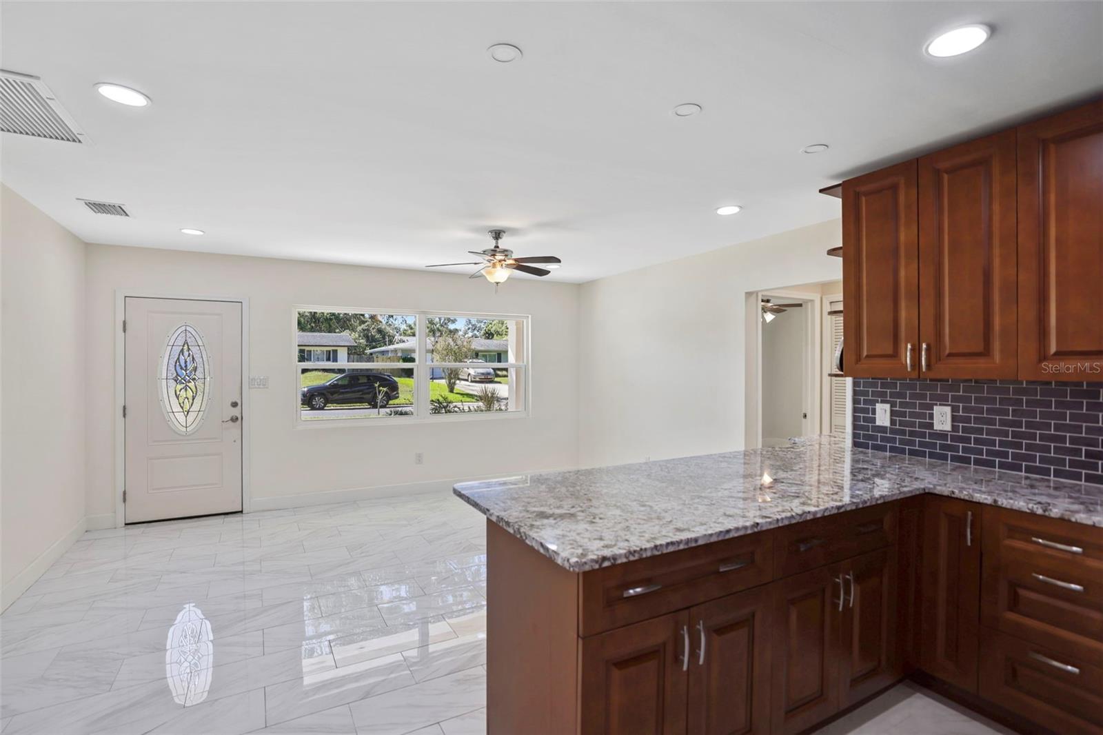 Image 26 of 38 For 2014 Pinehurst Drive