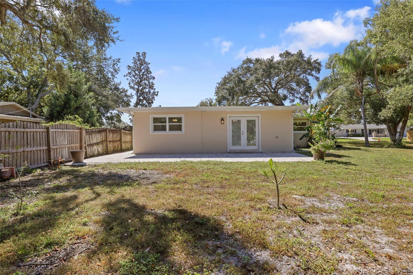 Image 33 of 38 For 2014 Pinehurst Drive