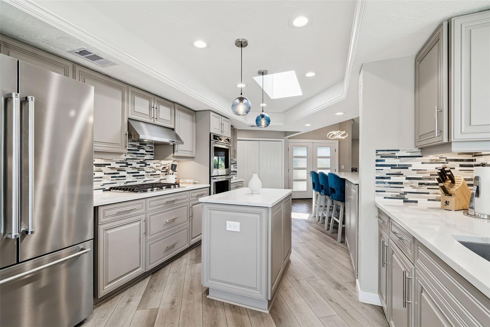 Listing photo id 14 for 320 Belle Isle Avenue