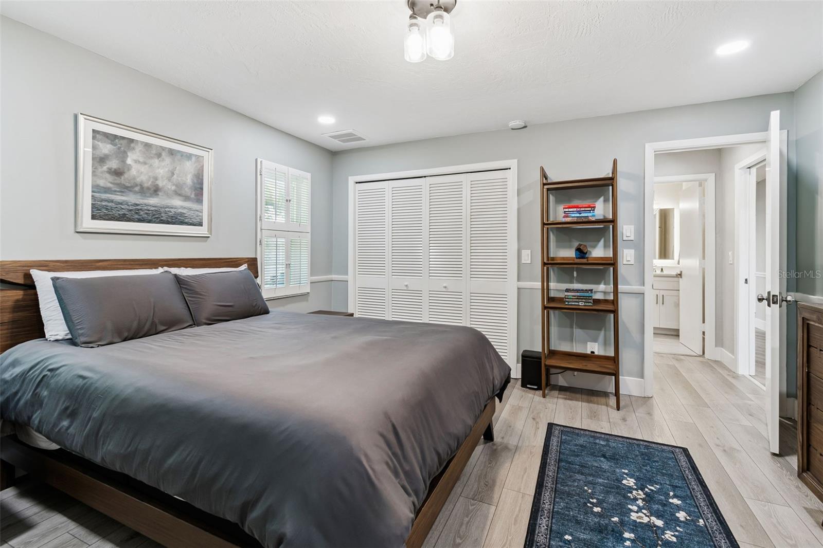 Listing photo id 31 for 320 Belle Isle Avenue