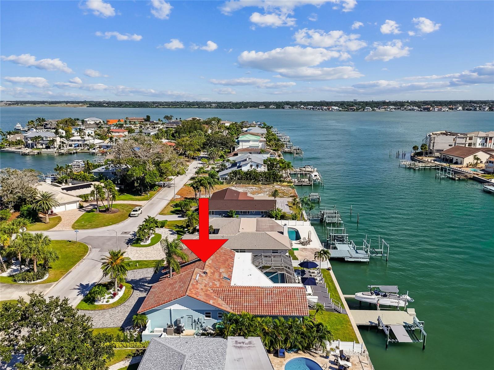 Listing photo id 3 for 320 Belle Isle Avenue