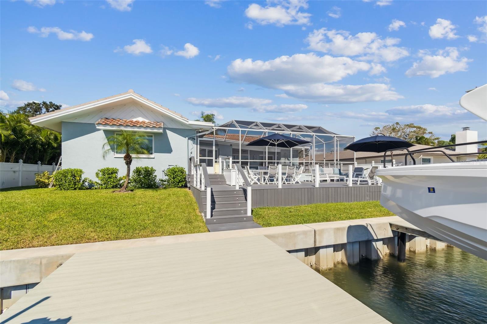 Listing photo id 56 for 320 Belle Isle Avenue