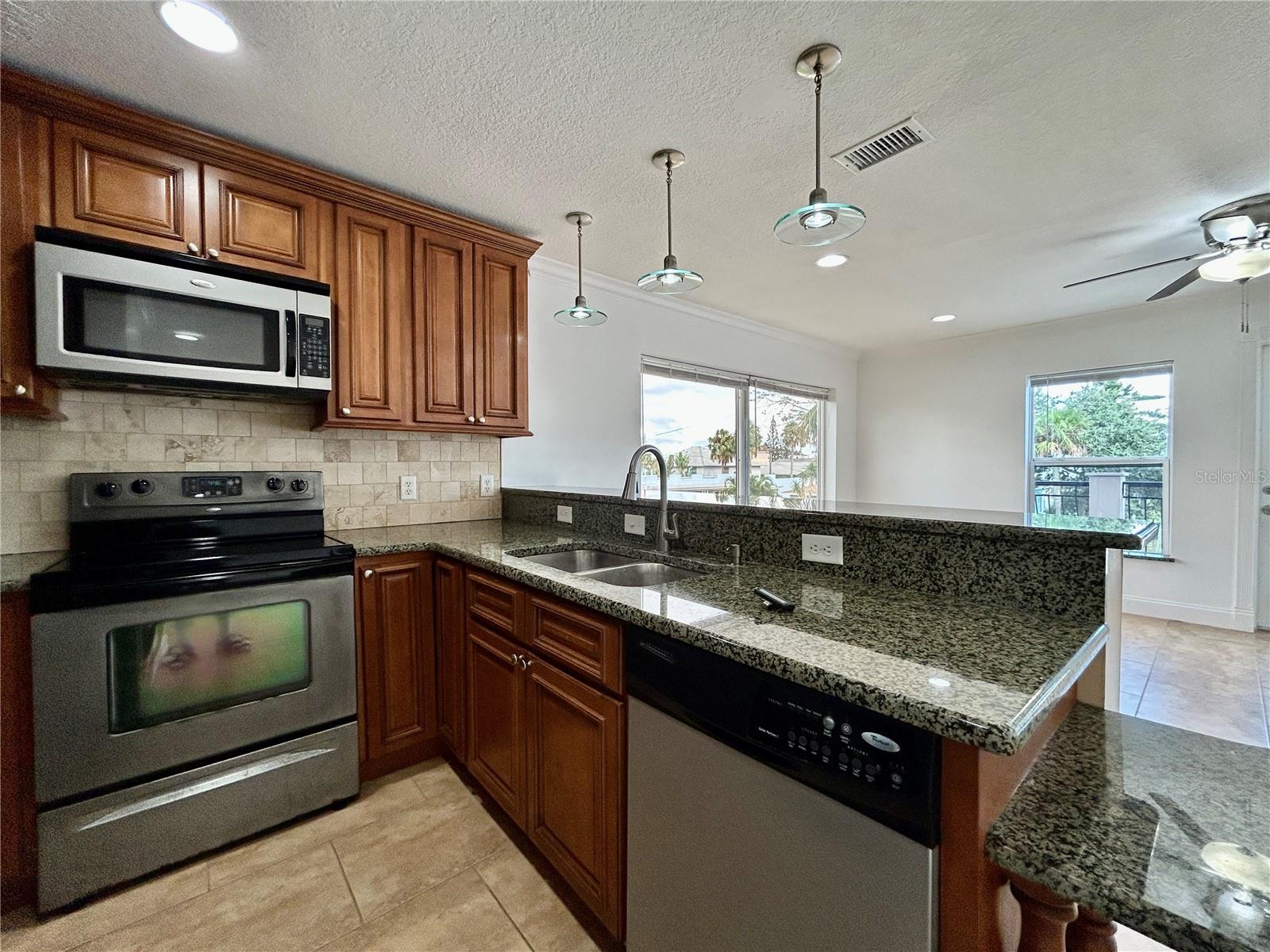 Image 9 of 19 For 116 143rd Avenue E A