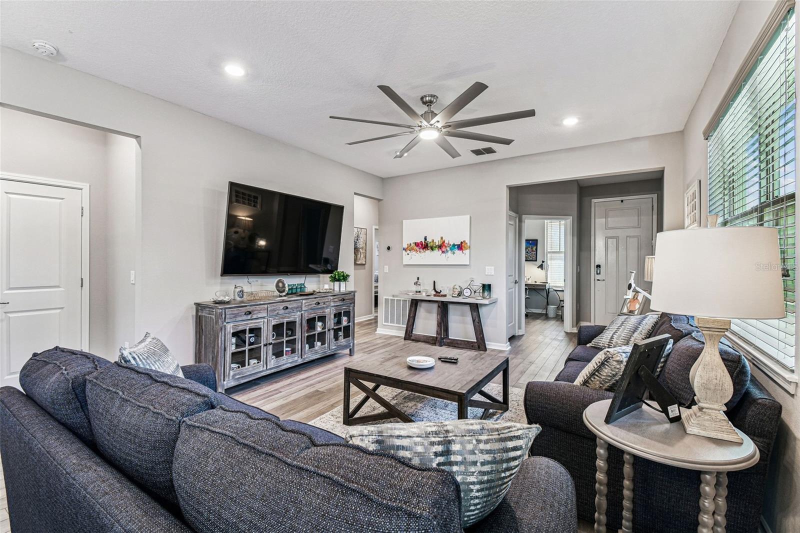 Image 11 of 91 For 19437 Ship Wheel Way