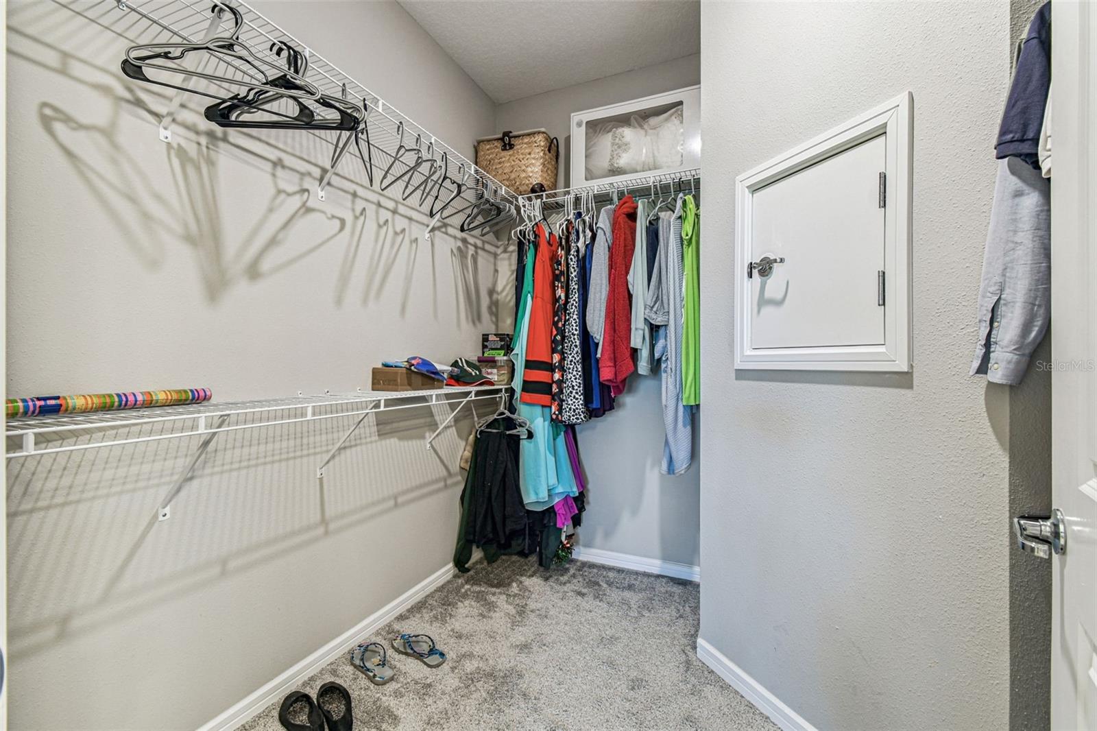 Image 34 of 91 For 19437 Ship Wheel Way