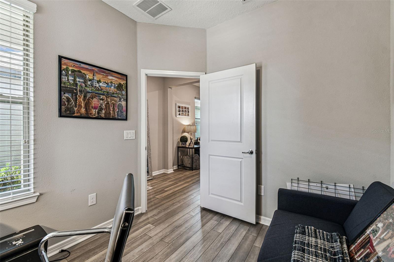 Image 42 of 91 For 19437 Ship Wheel Way