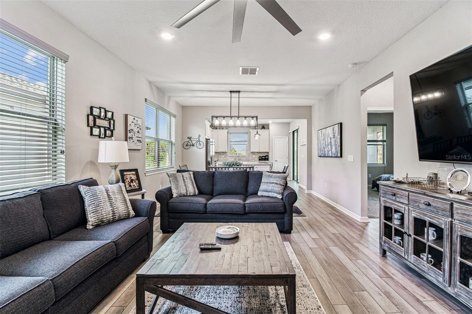 Image 9 of 91 For 19437 Ship Wheel Way