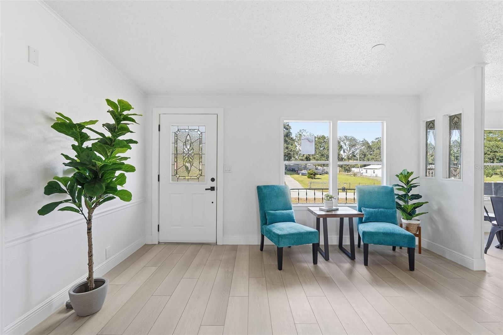 Image 14 of 46 For 9744 Silverbend Drive