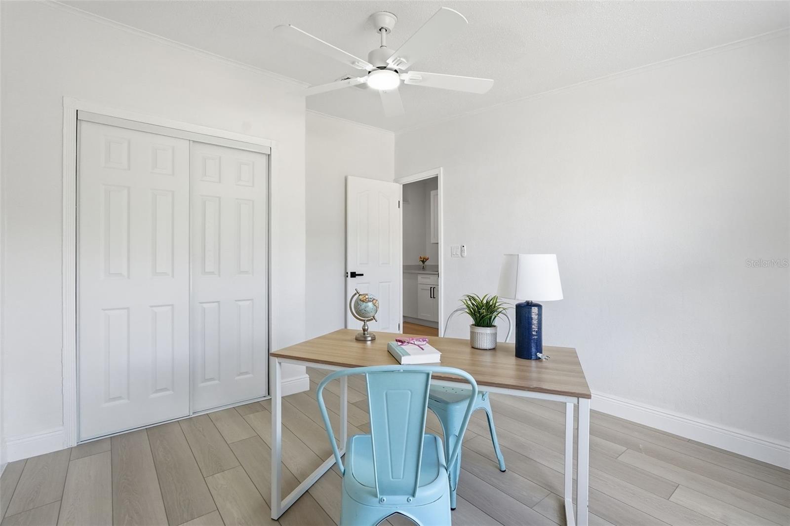 Image 24 of 46 For 9744 Silverbend Drive