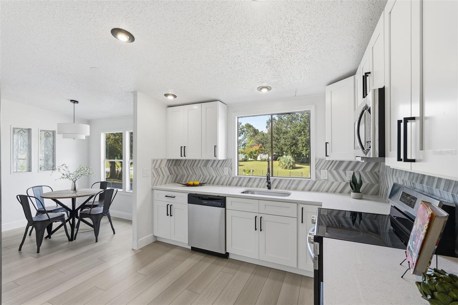 Image 7 of 46 For 9744 Silverbend Drive